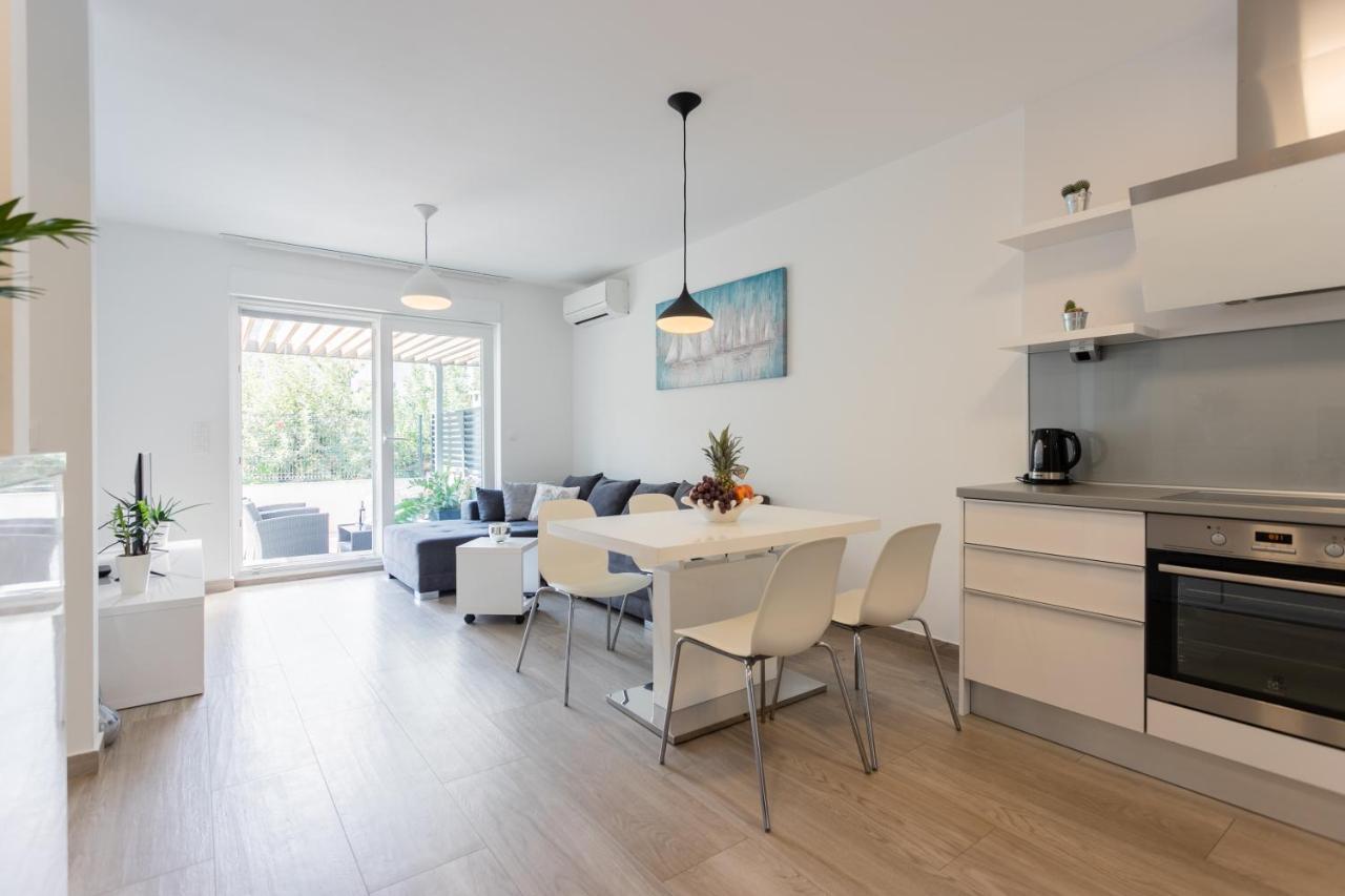 New Modern Apartment "Marjan" Подстрана Екстериор снимка